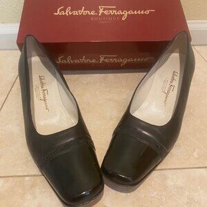 Salvatore Ferragamo Women's Shoes (Black Leather, Size 9N)